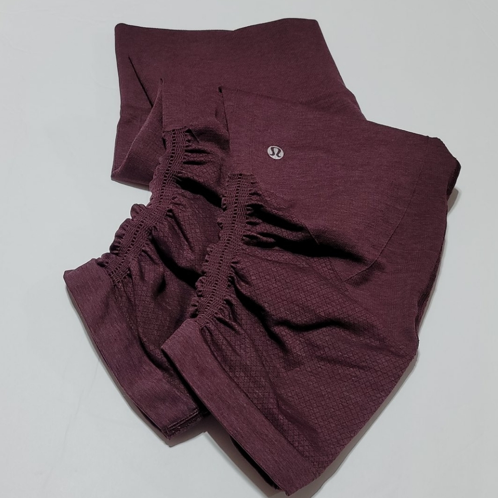 lululemon 10 High-Waist Burgundy Cropped Capri Leggings Athleisure Activewear - Picture 2 of 8